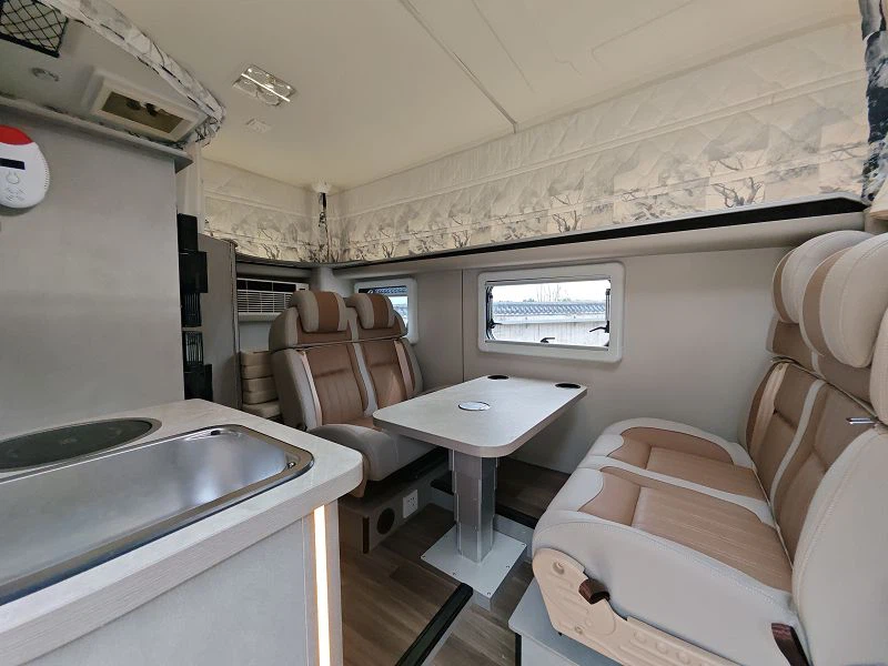 1 living area of Star Boundless MAXUS Classic Pop-up Roof Off Road Motorhome002 1 living area of Star Boundless MAXUS Classic Pop-up Roof Off Road Motorhome002