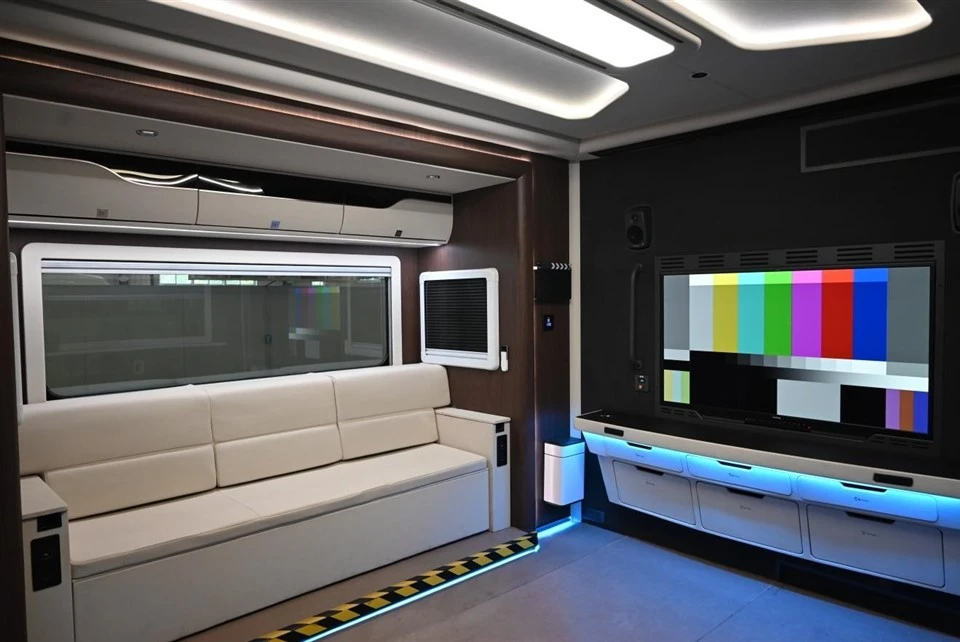 TV Vehicle Model: QXC5220XDS6YK best